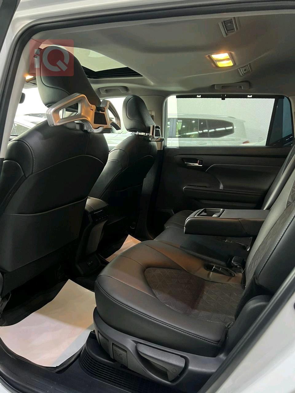 تويوتا هايلاندر